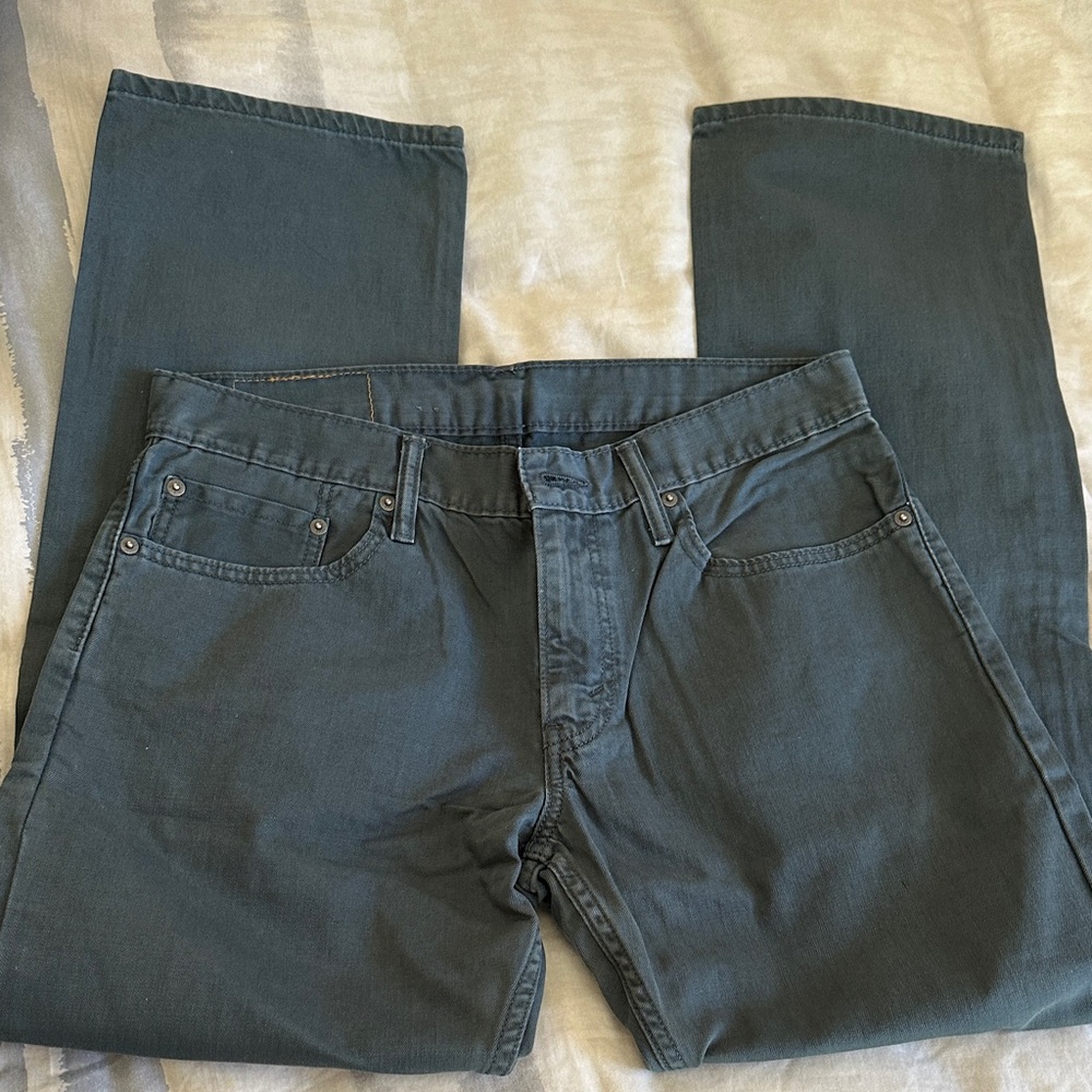 Levi's Strauss & Co Fit 514 32/30 Men’s Olive Green Denim Jeans worn once